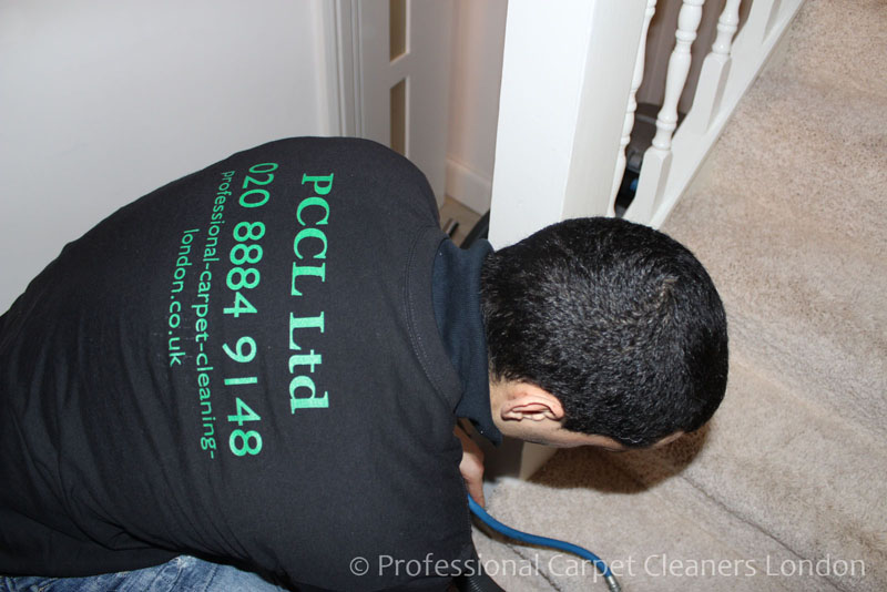 Carpet-Cleaning-Service-London