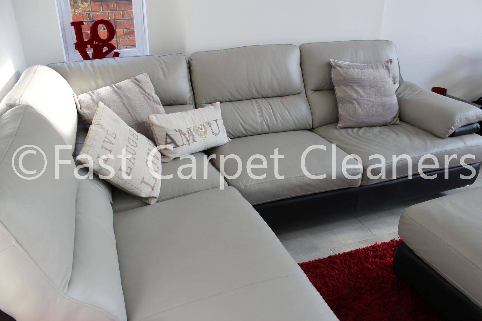 Upholstery-Cleaning-Chelmsford