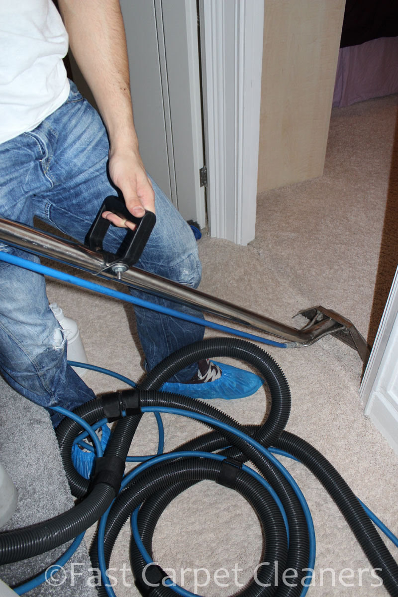Carpet-Cleaning-Staines