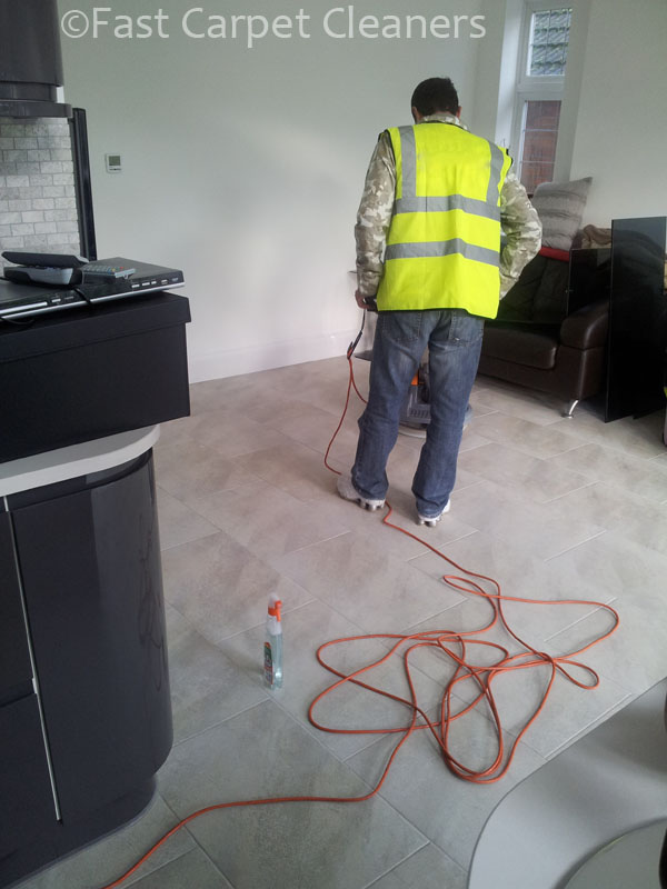 Floor-Tiles-Vinyl-Cleaning-Milton-Keynes