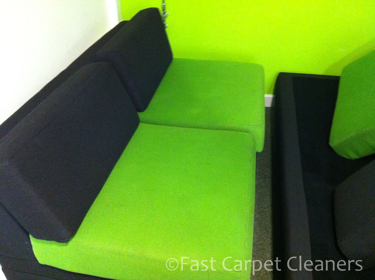 Upholstery-Cleaning-Basingstoke