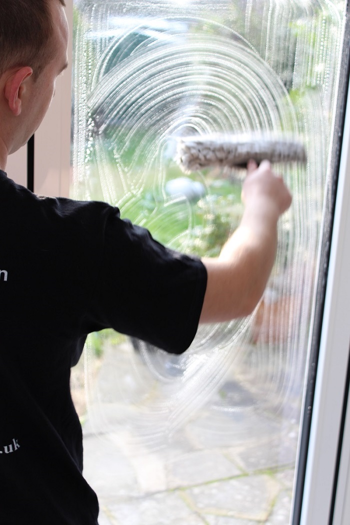 Commercial-Window-Cleaning-London